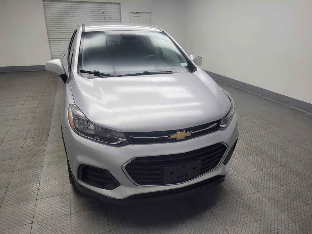2020 Chevrolet Trax in Indianapolis, IN 46222 - 18129445 14