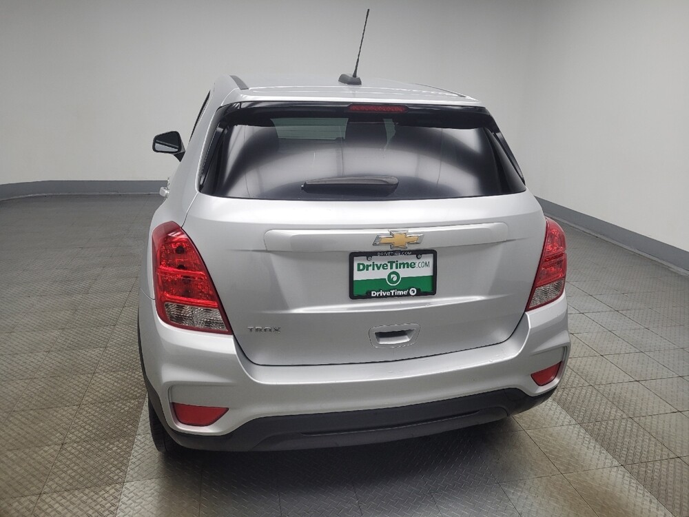 2020 Chevrolet Trax in Indianapolis, IN 46222 - 18129445 6