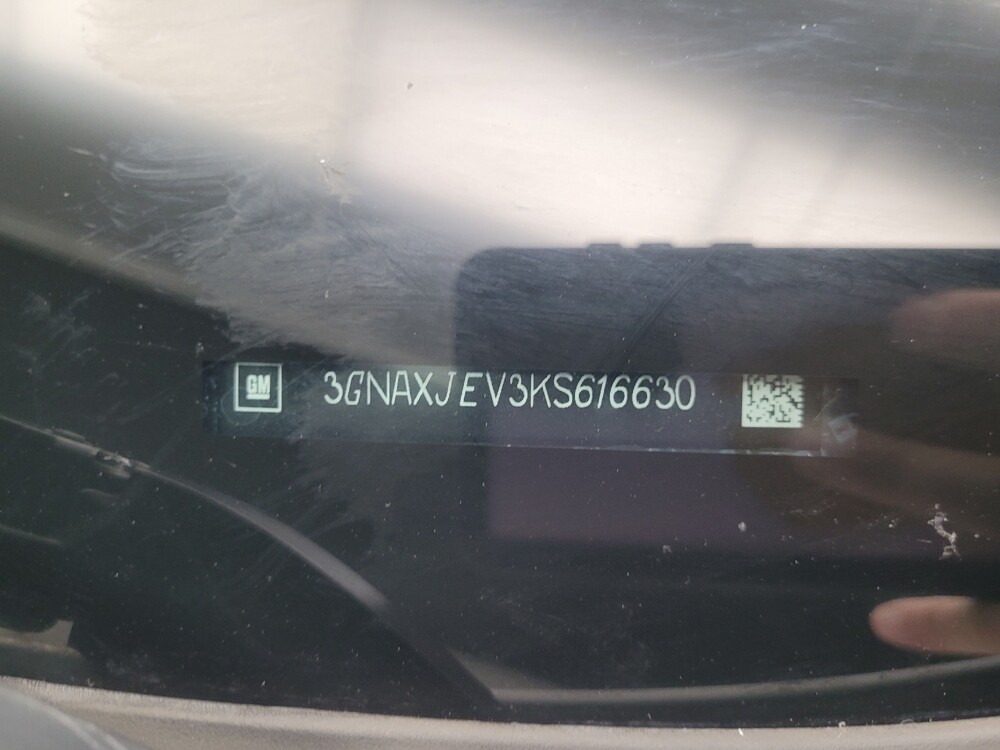 2019 Chevrolet Equinox in Highland, IN 46322 - 18129446 33