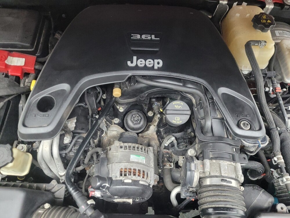 2018 Jeep Wrangler in Indianapolis, IN 46219 - 18129447 30
