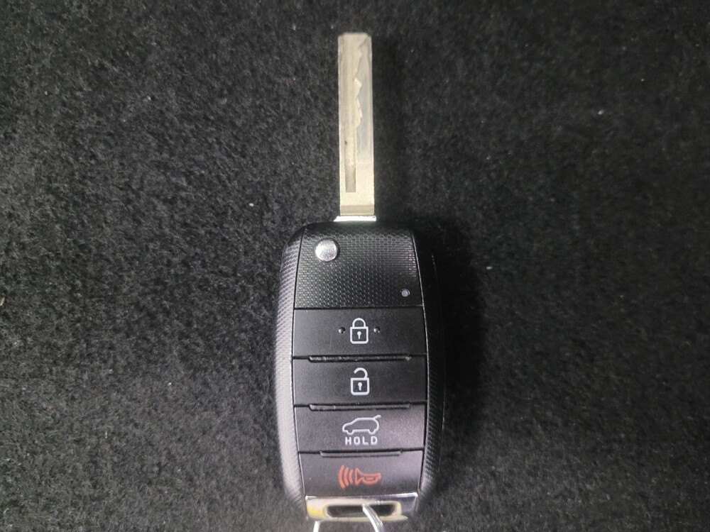 2019 Kia Sorento in Indianapolis, IN 46222 - 18129450 32