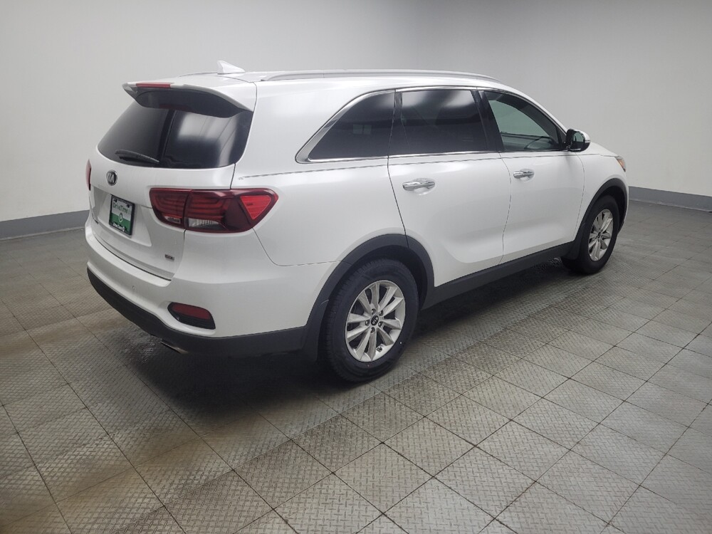 2019 Kia Sorento in Indianapolis, IN 46222 - 18129450 10