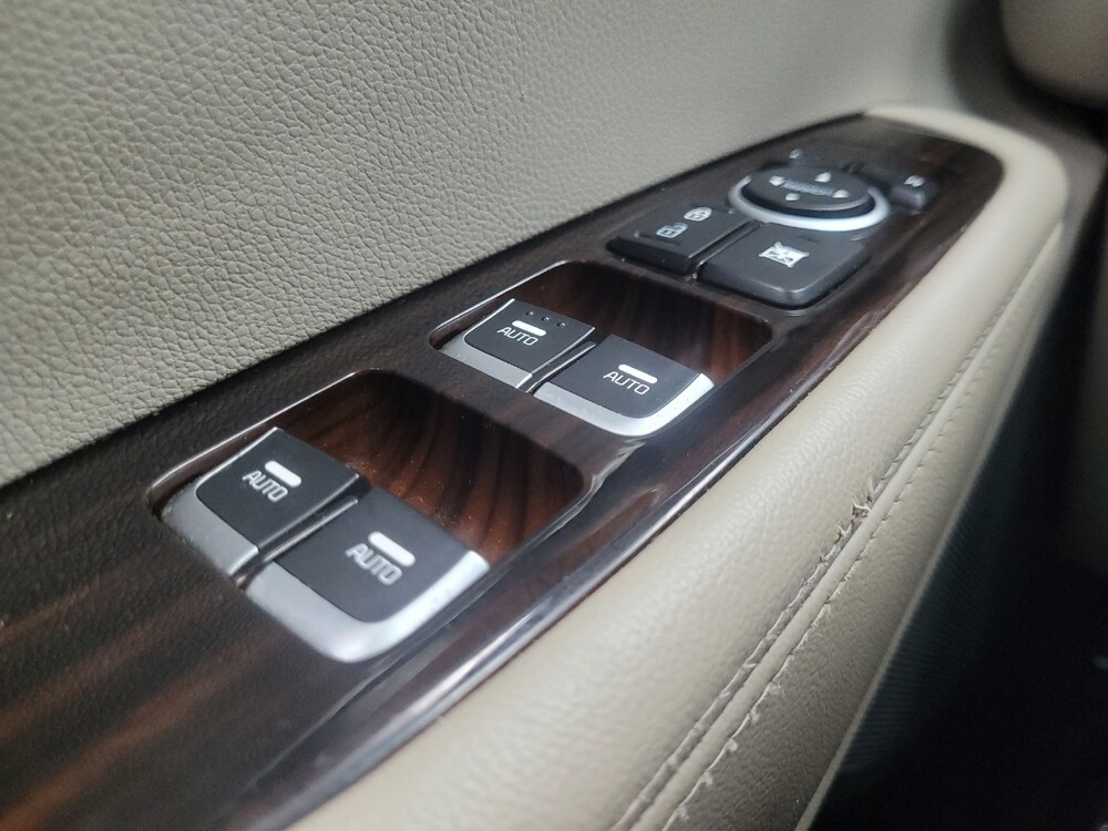 2019 Kia Sorento in Indianapolis, IN 46222 - 18129450 27