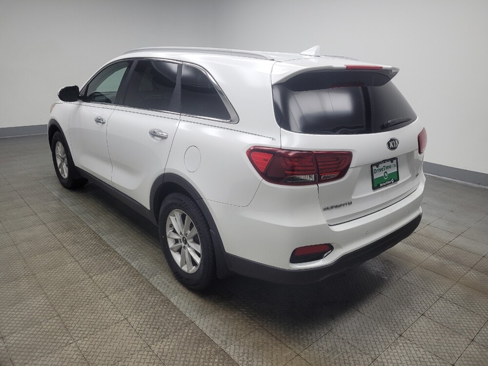 2019 Kia Sorento in Indianapolis, IN 46222 - 18129450 3