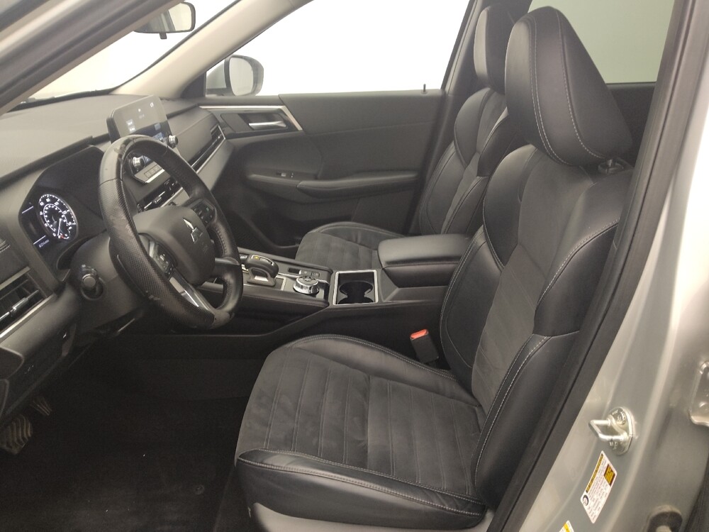 2022 Mitsubishi Outlander in Houston, TX 77060 - 18129453 17