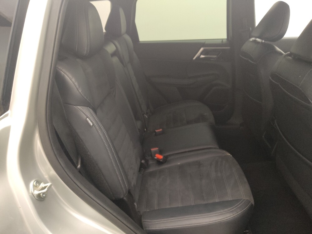 2022 Mitsubishi Outlander in Houston, TX 77060 - 18129453 19