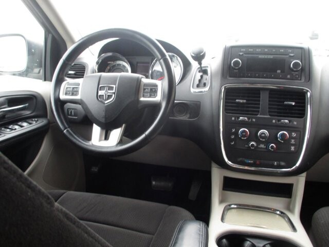 2013 Dodge Grand Caravan in Oak Grove, MO 64075 - 18129454 12