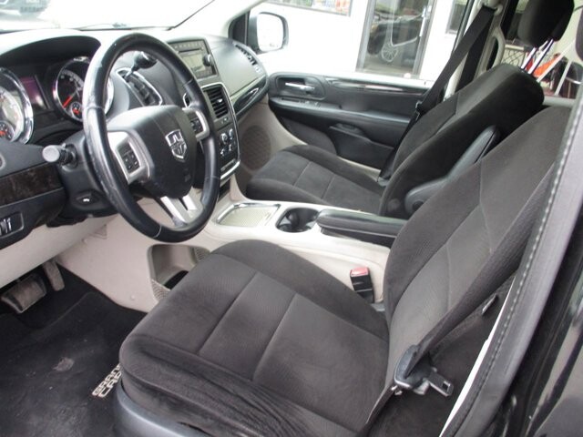 2013 Dodge Grand Caravan in Oak Grove, MO 64075 - 18129454 9