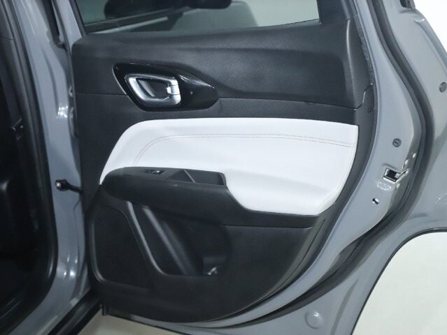 2023 Jeep Compass in Bedford, OH 44146 - 18129457 31