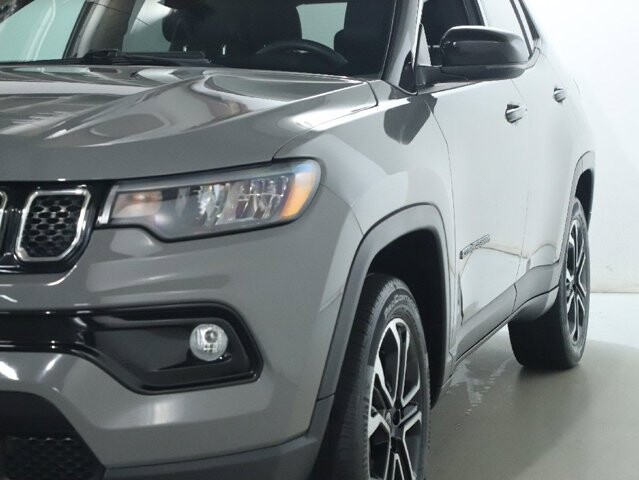 2023 Jeep Compass in Bedford, OH 44146 - 18129457 4