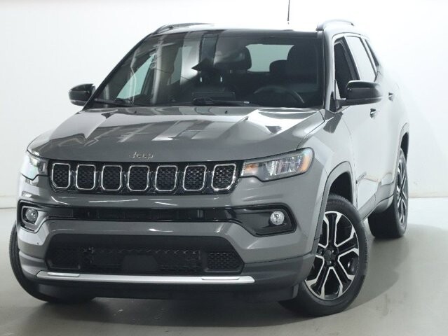 2023 Jeep Compass in Bedford, OH 44146 - 18129457 3