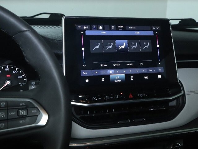 2023 Jeep Compass in Bedford, OH 44146 - 18129457 25