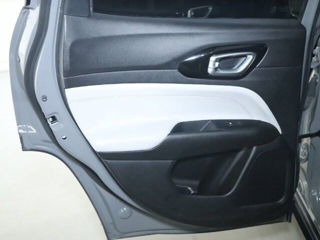 2023 Jeep Compass in Bedford, OH 44146 - 18129457 13