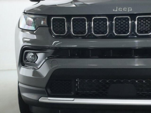 2023 Jeep Compass in Bedford, OH 44146 - 18129457 6