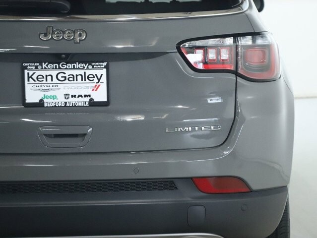2023 Jeep Compass in Bedford, OH 44146 - 18129457 44