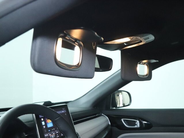 2025 Jeep Compass in Bedford, OH 44146 - 18129459 19