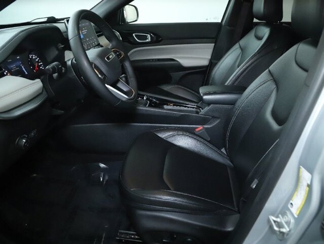 2025 Jeep Compass in Bedford, OH 44146 - 18129459 18