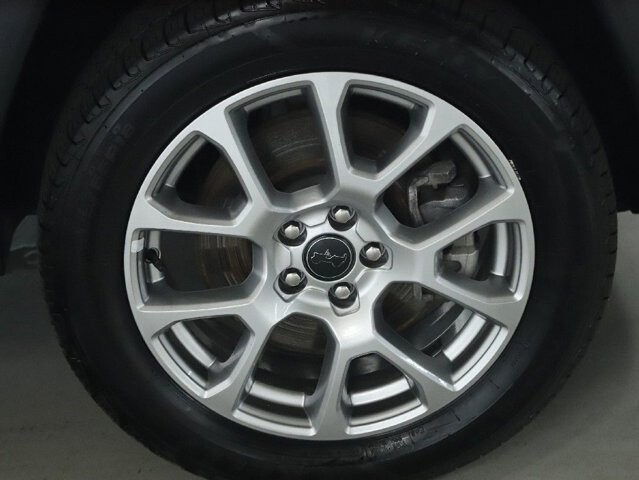 2025 Jeep Compass in Bedford, OH 44146 - 18129459 10