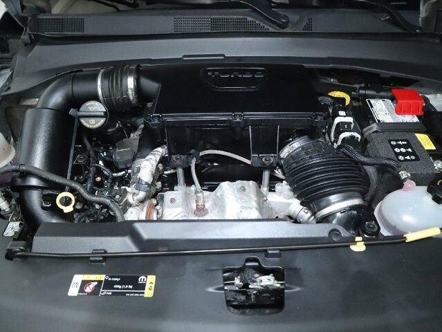 2025 Jeep Compass in Bedford, OH 44146 - 18129459 34