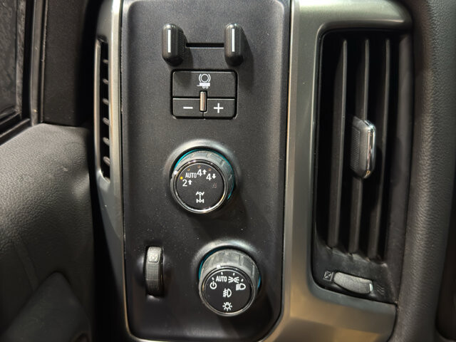 2019 Chevrolet Silverado 1500 in Burlington, WI 53105 - 18129476 30