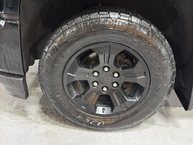 2019 Chevrolet Silverado 1500 in Burlington, WI 53105 - 18129476 9