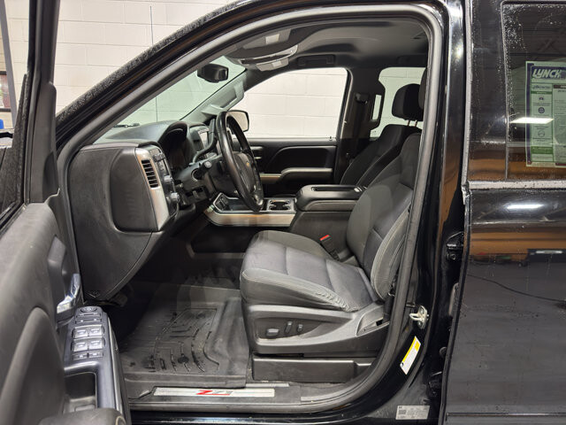 2019 Chevrolet Silverado 1500 in Burlington, WI 53105 - 18129476 13