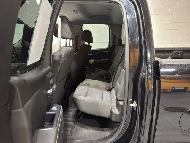 2019 Chevrolet Silverado 1500 in Burlington, WI 53105 - 18129476 10