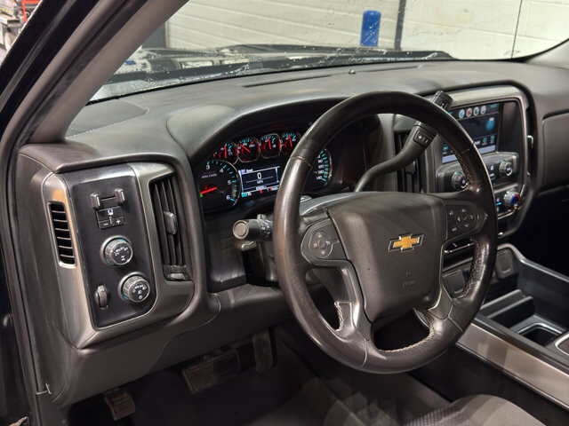 2019 Chevrolet Silverado 1500 in Burlington, WI 53105 - 18129476 15