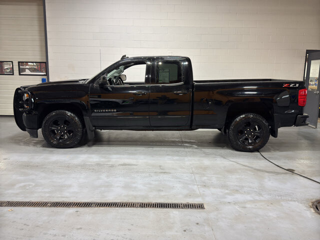 2019 Chevrolet Silverado 1500 in Burlington, WI 53105 - 18129476 2