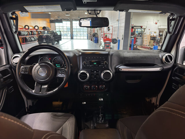 2018 Jeep Wrangler in Burlington, WI 53105 - 18129481 12