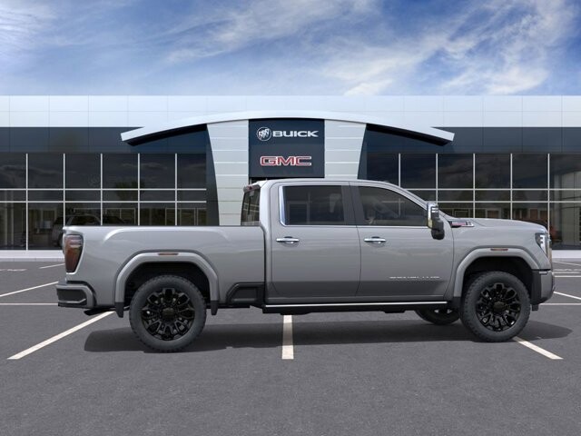 2026 GMC Sierra 2500 in Burlington, WI 53105 - 18129485 5