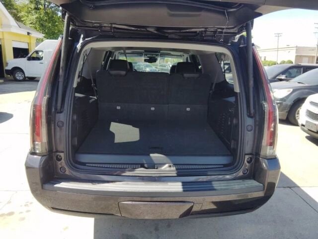 2015 Cadillac Escalade ESV in Greenville, SC 29607 - 18129494 17