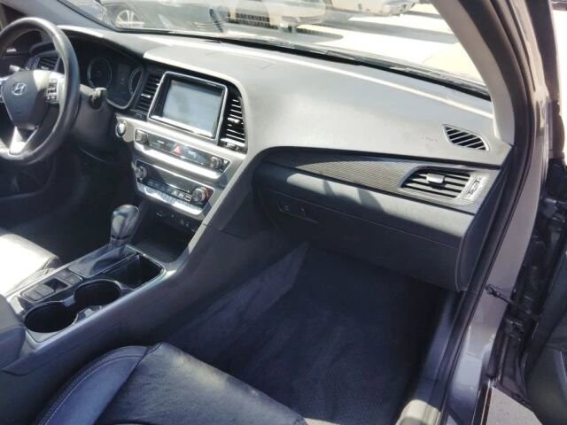 2018 Hyundai Sonata in Greenville, SC 29607 - 18129497 17