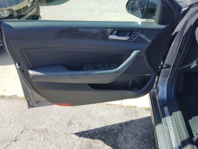 2018 Hyundai Sonata in Greenville, SC 29607 - 18129497 23