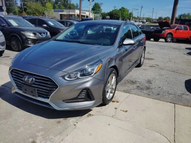 2018 Hyundai Sonata in Greenville, SC 29607 - 18129497 7
