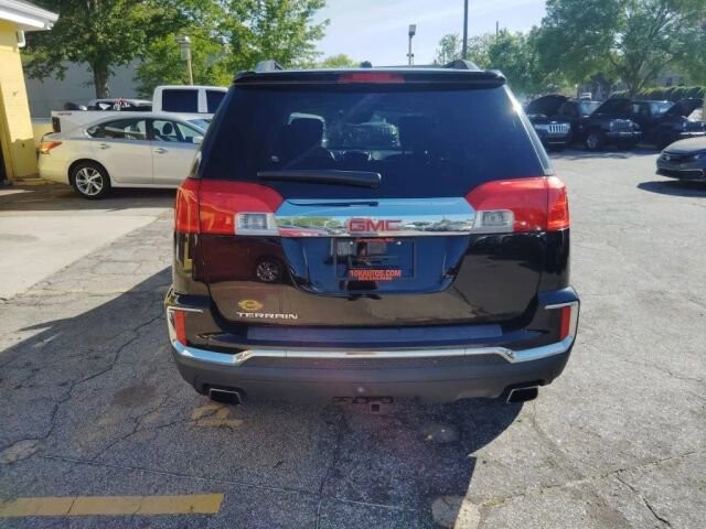 2017 GMC Terrain in Greenville, SC 29607 - 18129498 4