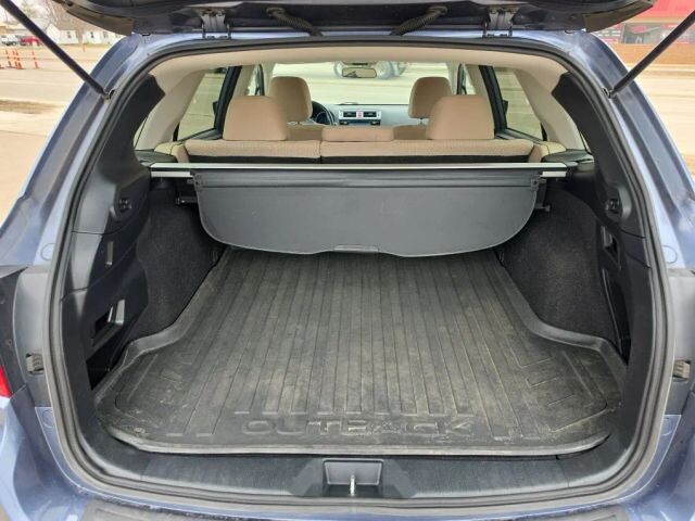 2015 Subaru Outback in Wadena, MN 56482 - 18129508 7