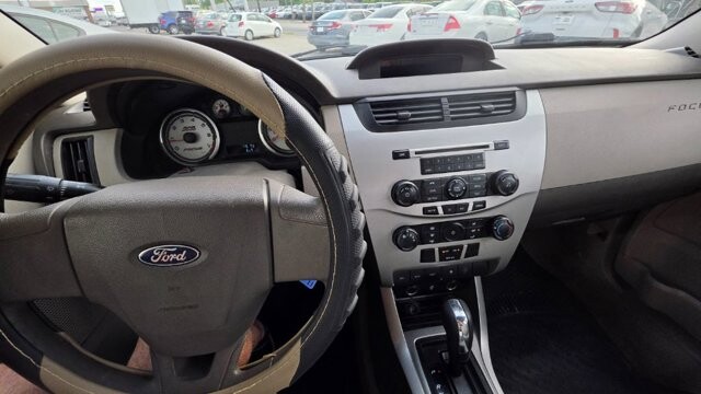 2011 Ford Focus in Cartersville, GA 30120 - 18129515 9