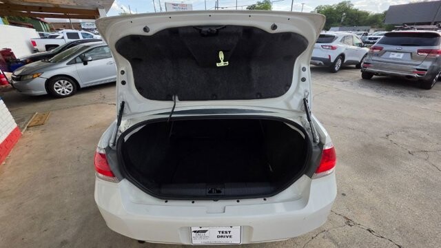 2011 Ford Focus in Cartersville, GA 30120 - 18129515 13