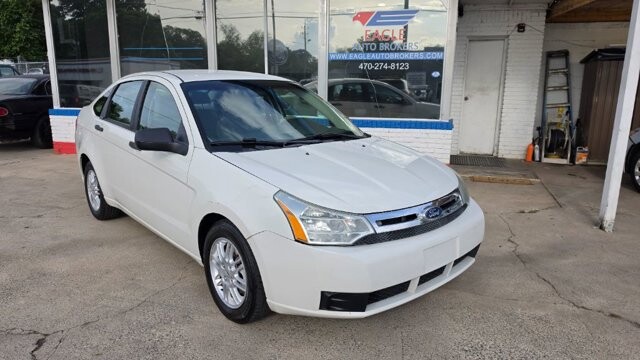 2011 Ford Focus in Cartersville, GA 30120 - 18129515