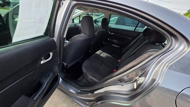 2013 Honda Civic in Cartersville, GA 30120 - 18129516 7