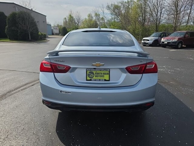 2017 Chevrolet Malibu in Marysville, OH 43040 - 18129517 6
