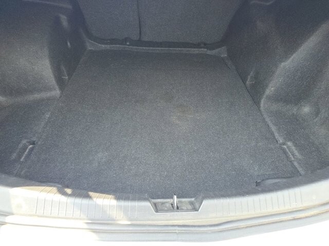 2017 Chevrolet Malibu in Marysville, OH 43040 - 18129517 39