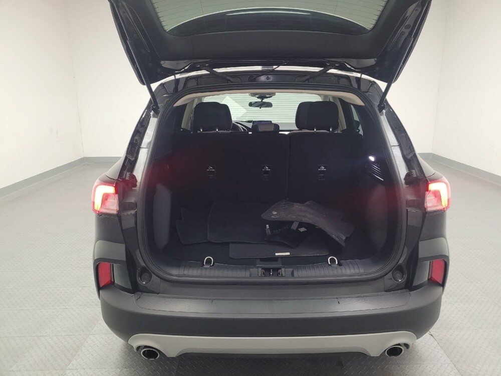 2020 Ford Escape in Montclair, CA 91763 - 18129518 29