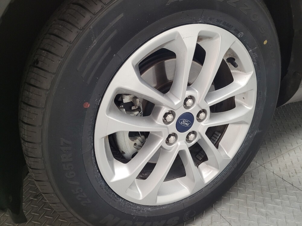 2020 Ford Escape in Montclair, CA 91763 - 18129518 31