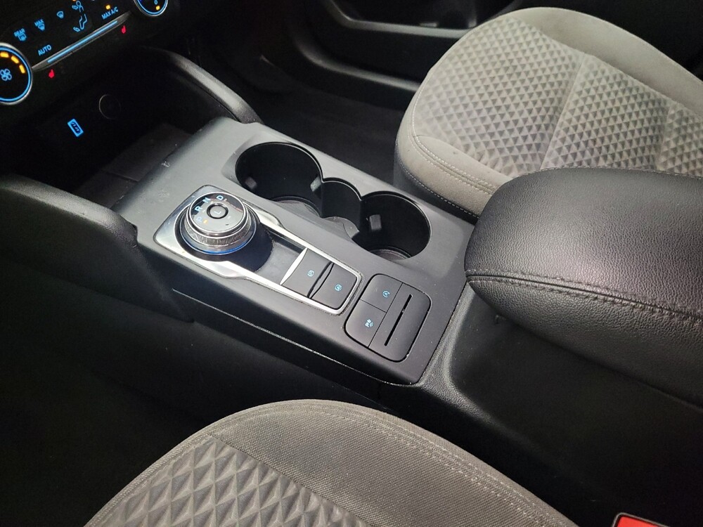 2020 Ford Escape in Montclair, CA 91763 - 18129518 26