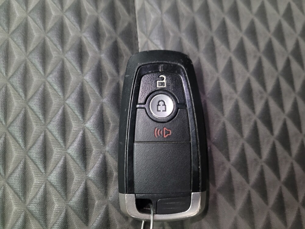 2020 Ford Escape in Montclair, CA 91763 - 18129518 32