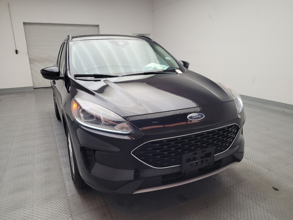 2020 Ford Escape in Montclair, CA 91763 - 18129518 14