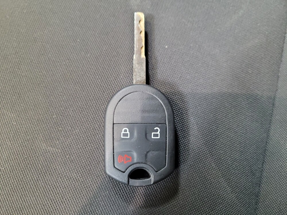 2015 Ford Escape in El Cajon, CA 92020 - 18129519 32