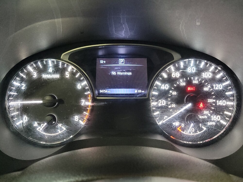 2017 Nissan Pathfinder in Fresno, CA 93726 - 18129526 23